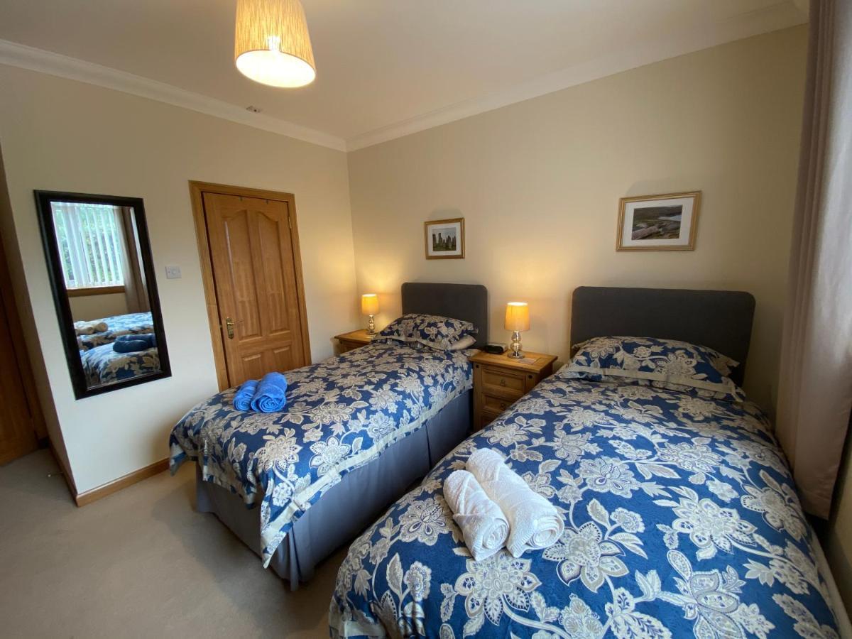 Manor House Bed & Breakfast Stornoway  Exterior photo